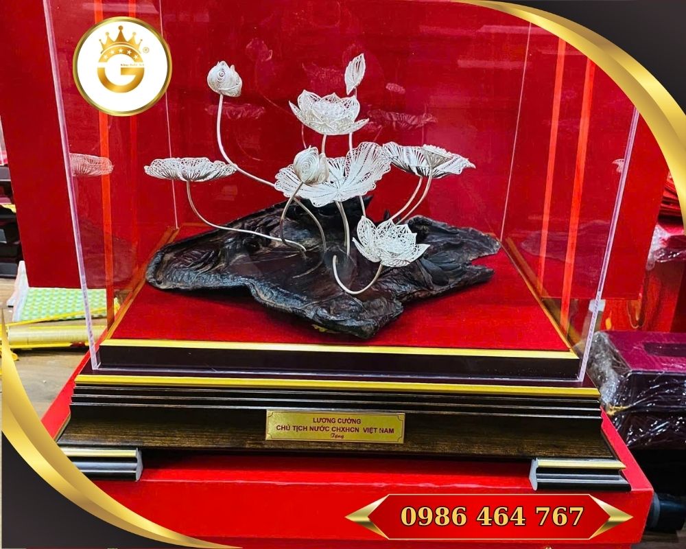 Hoa Sen Bằng Bạc - Hình ảnh 5