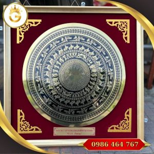 Mẫu tranh mặt trống đồng treo tường